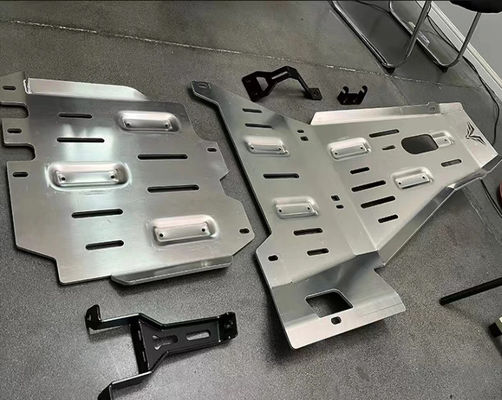 Chiếc Jeep Wrangler JL Full Skid Plate 2018- bạc