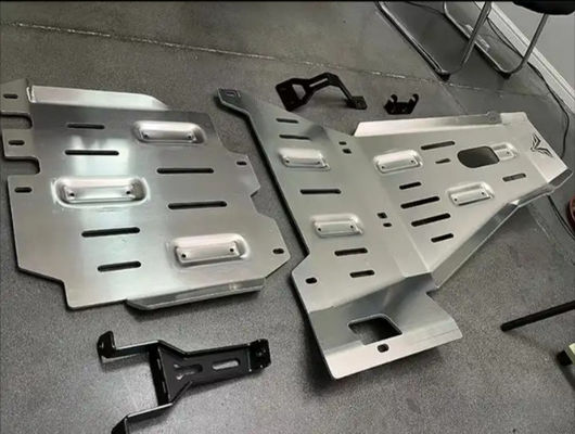 BMW Car Fitment Hợp kim nhôm dưới nắp động cơ bảo vệ vòm bùn cho Wrangler JL JK