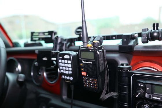 Phong cách cơ khí Đen có thể tháo rời 4x4 Off Road Wrangler JL phụ kiện Đồng nhôm Bộ điều khiển trung tâm Nắp điện thoại cho Jeep