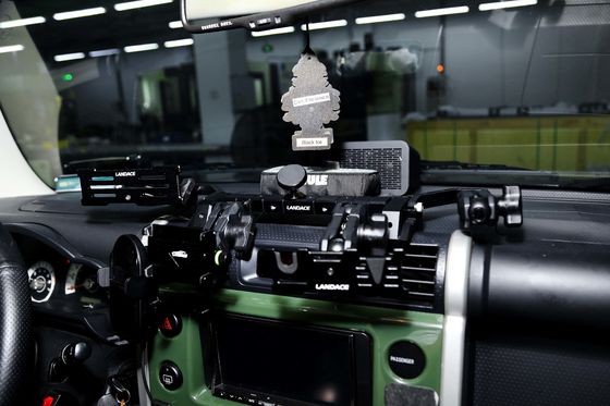 Bảng chuyển đổi xe không dây và 4x4 FJ Flexible Center Console Bracket Phone Holder cho Toyota