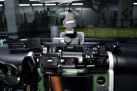 Bảng chuyển đổi xe không dây và 4x4 FJ Flexible Center Console Bracket Phone Holder cho Toyota