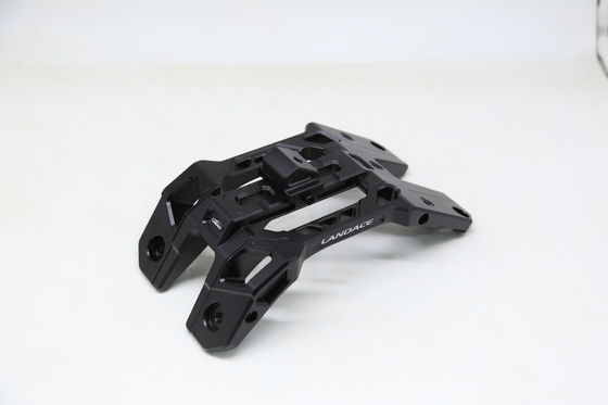 Ứng dụng bột bọc A-Pillar Light Mounting Brackets cho hợp kim nhôm CNC Machining