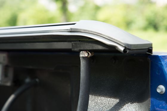 Chevrolet Silverado Sierra Tonneau Bìa loại cứng có thể thu vào Canopy Roller Shutter