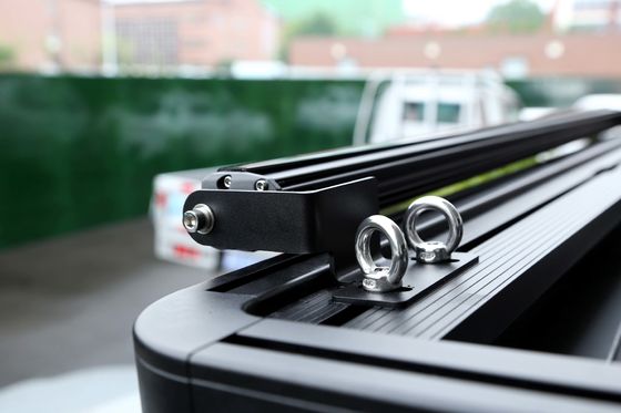 Các phụ kiện của khay mái 4x4 phổ biến SUS304