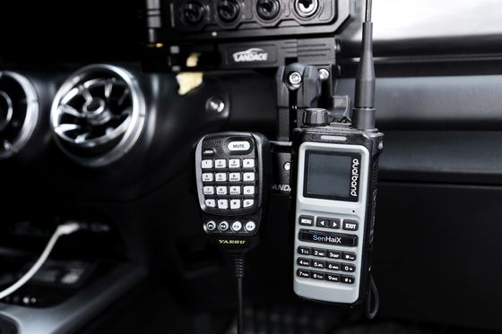 Phong cách thiết kế thời trang Phối hợp kim nhôm Bộ điều khiển bảng điều khiển không dây 20.8 * 20 * 5.8mm