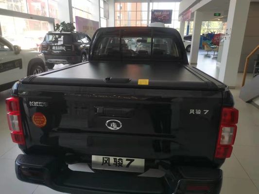 Nissan Navara NP300 Mô hình xe ô tô Tonneau có thể kéo lại nắp cho giường xe bán tải ngoài đường