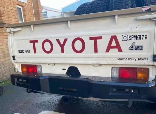 TOYOTA TRUCK LC79 phụ kiện bơm sau màu đen với vật liệu thép và phụ kiện