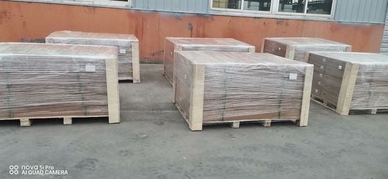 Nâng cao khả năng off-road của LC200 với bộ rack mái Slimline II tùy chỉnh