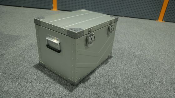 Chất chống rỉ sét và chống nước 6kg Khung lưu trữ nhôm ngoài trời 575 * 375 * 273mm