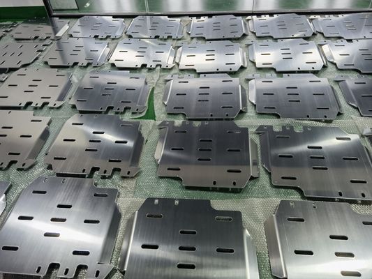 1810 * 870 * 8mm hợp kim nhôm dưới nắp động cơ bảo vệ tấm trượt cho Jeep Wrangler JL