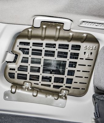 Sản phẩm hợp kim khoang khoang cửa sổ lưới lưới cửa sổ bên treo lưới Mitsubishi Pajero
