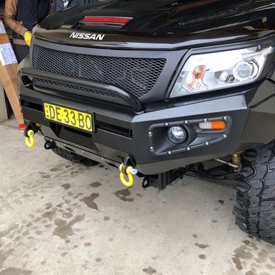 2009 Năm 4X4 Phụ kiện Đĩa đập xe Winch Bull Bar Đĩa đập xe phía trước cho Nissan Navara
