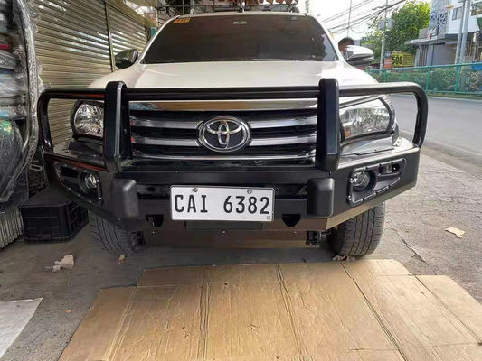 Bơm đằng sau với tay cầm Jerrycan và người mang lốp xe Hiệu suất cao nhất cho Toyota Hilux