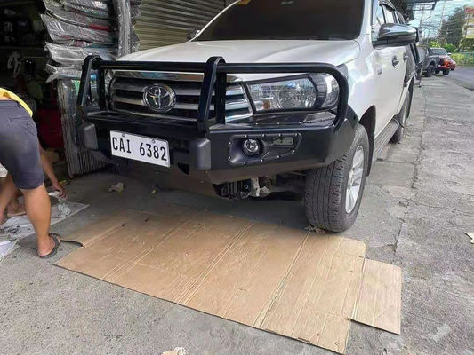 Ánh sáng LED và khay lắp treo treo bạt phía trước cho Toyota Hilux D-Ring bao gồm
