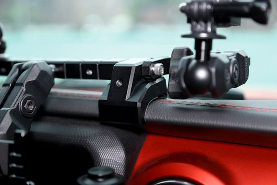 Jeep Wrangler JL nhôm trung tâm console Bracket bảng điều khiển đắp cho người giữ điện thoại xe hơi