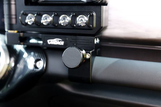 JEEP 2018- Tank 300 Xe địa hình Bảng điều khiển trung tâm Đài phát thanh Bảng chuyển đổi giá đỡ