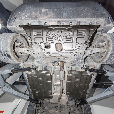 Công nghệ đóng dấu tích hợp tấm trượt cho áo giáp bảo vệ dưới thân Jeep Renegade