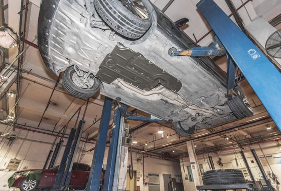 BMW 5 series 7 series Tấm trượt cho bảo vệ động cơ Vỏ chuyển bộ tản nhiệt Underbody 10-16