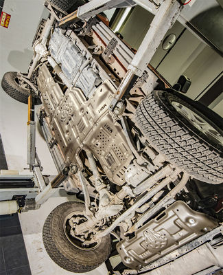 Jeep Wrangler Underbody Shield 3D Skid Plate để bảo vệ khung và hộp số