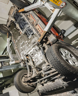 JEEP Wrangler Skid Plate Bảo vệ các thành phần bên dưới cơ thể với Magnalium Chassis Guard