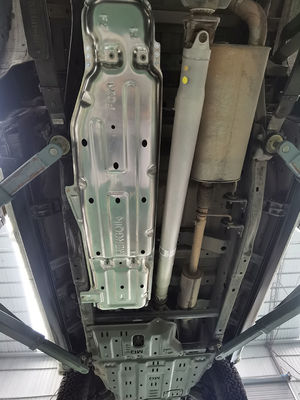 Magnalium Chassis Skid Plate cho Ford Raptor F150 Heavy Duty dưới sự bảo vệ của xe