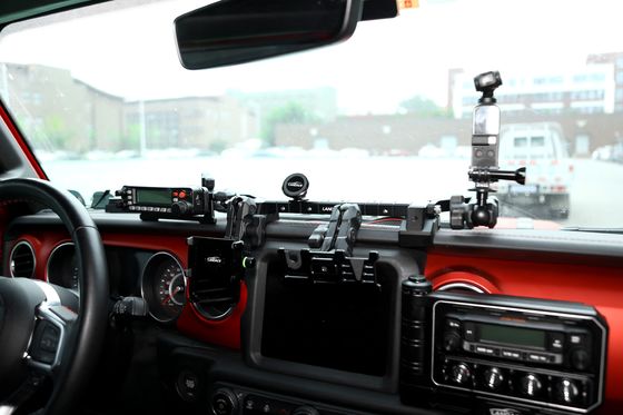 Quá trình CNC Máy kim loại nhôm trung tâm Console Bracket Gopro Holder cho Jeep Wrangler