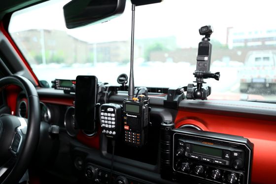 Quá trình CNC Máy kim loại nhôm trung tâm Console Bracket Gopro Holder cho Jeep Wrangler