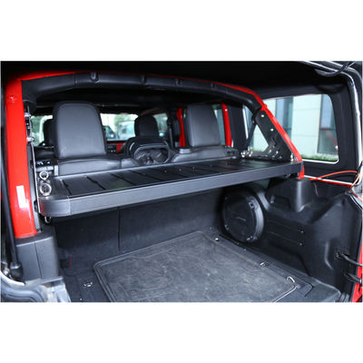 Bề mặt sơn bột chắc chắn và dễ cài đặt giá đỡ cho khu vực hàng hóa phía sau Jeep Wrangler