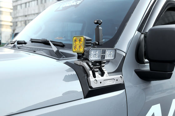 Jeep TANK 300 A-Pillar Light Mounting Brackets Trọng lượng ròng 3,5kg