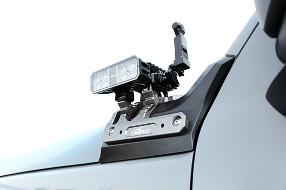 Jeep TANK 300 A-Pillar Light Mounting Brackets Trọng lượng ròng 3,5kg