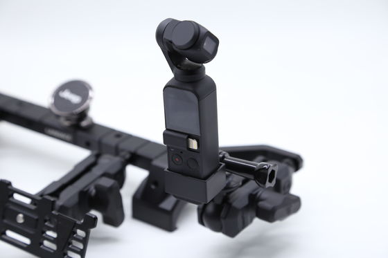 Máy cầm bảng điều khiển hợp kim nhôm cho stand điện thoại di động đa chức năng trên Jeep Wrangler